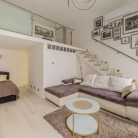 Lägenhet Top Location Modern Flats For Groups Budapest