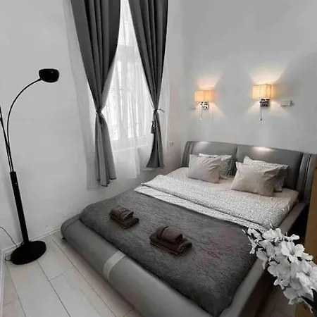 Top Location Modern Flats For Groups 부다페스트