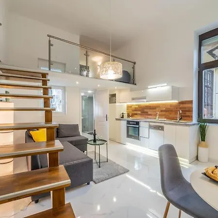 Top Location Modern Flats For Groups 아파트 *